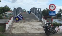 UBKT huyện ủy vào cuộc vụ Phó Bí thư xã tự ý dỡ biển cấm qua cầu